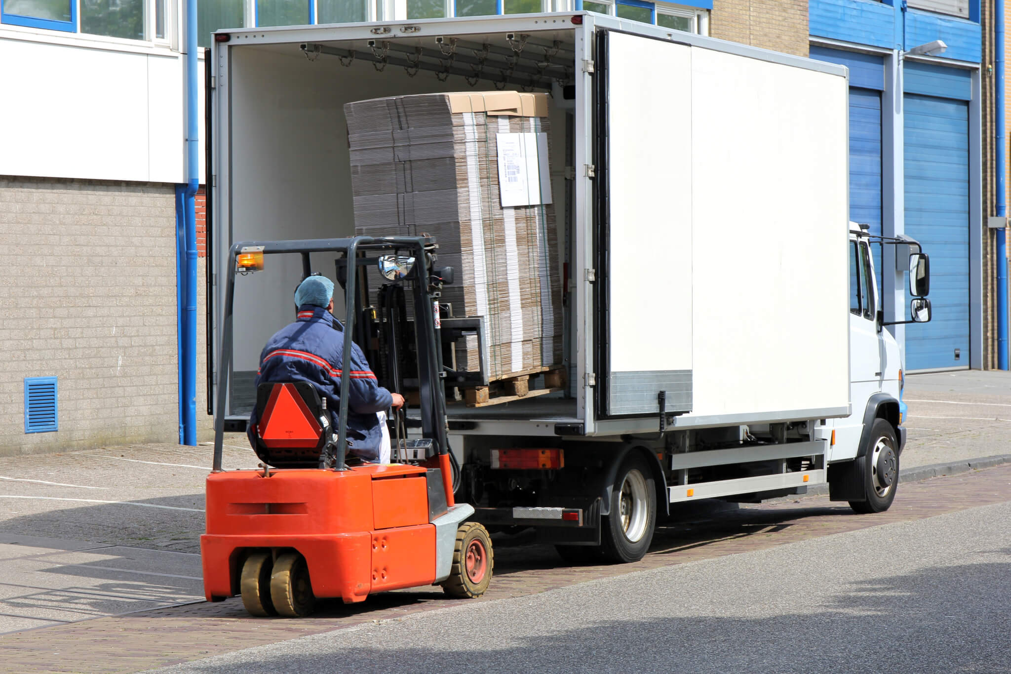 What Are The Various Reasons To Opt For Pallet Delivery ...